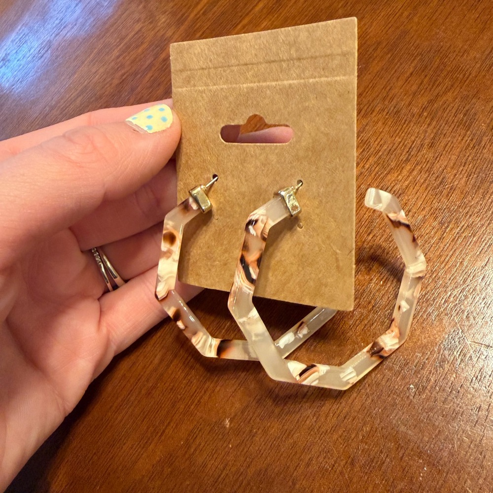 Tortoiseshell Hoop Earrings